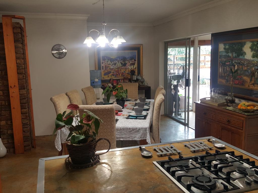 Midrand Guesthouse - Tasa 외부 사진