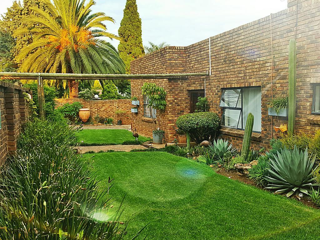 Midrand Guesthouse - Tasa 외부 사진